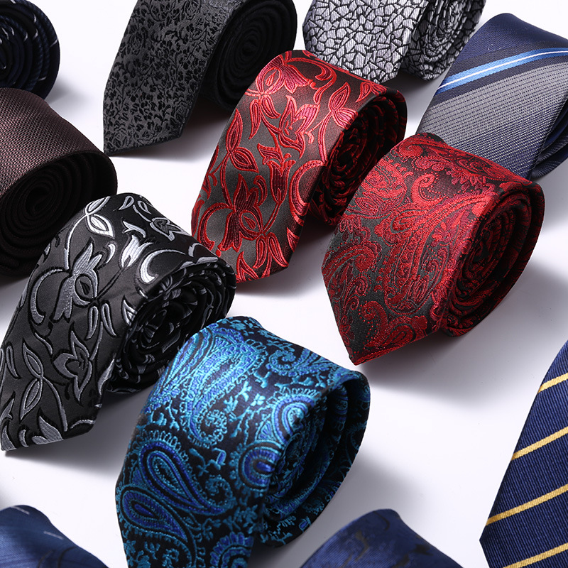 Cravatta da uomo di lusso skin - Skinny Tie Men recensione e prezzo
