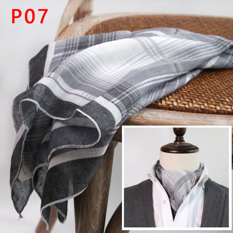 Sciarpa quadrata da uomo con b - Ascot Neck Scarf recensione e prezzo